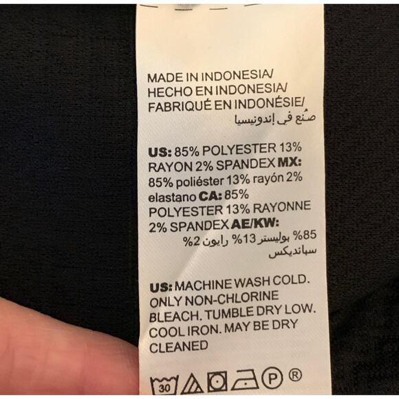 CHICO’S Women’s Black Blouse w/3/4 Length Sleeve Exposed Back Zipper Chico Size2 - Picture 4 of 12